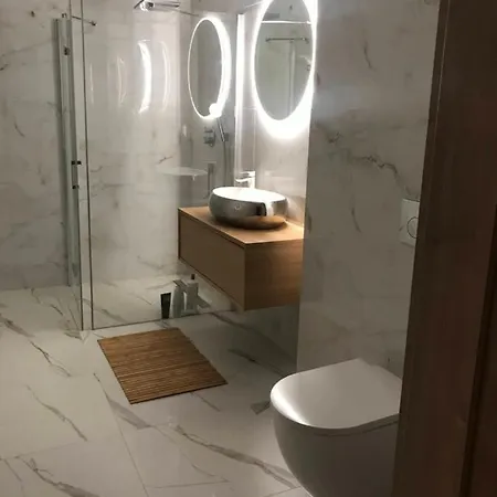 Bryza Morska Zur Alleinnutzung Mit Swimmingpool Sauna Whirlpool Und Mit Garten