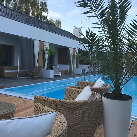 Appartamento Bryza Morska Zur Alleinnutzung Mit Swimmingpool Sauna Whirlpool Und Mit Garten Świnoujście